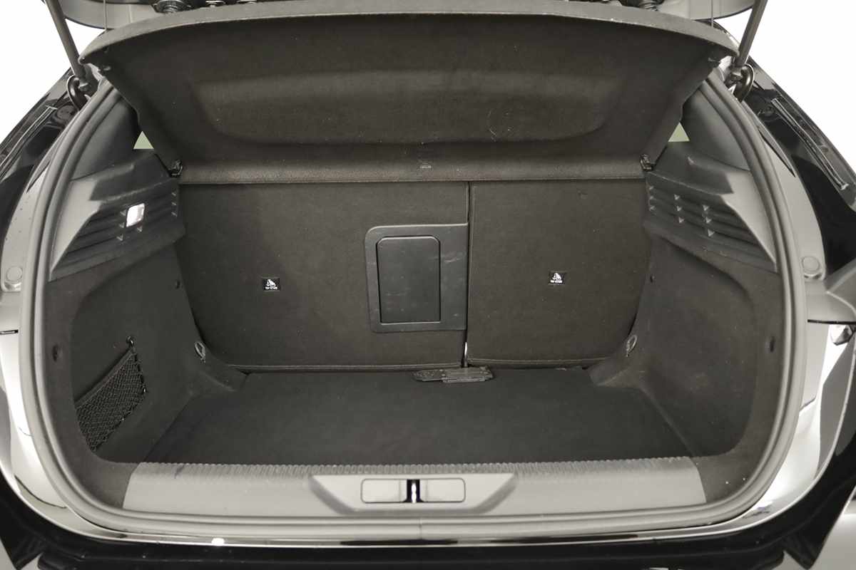 peugeot-308-2024-gasolina-1199cc