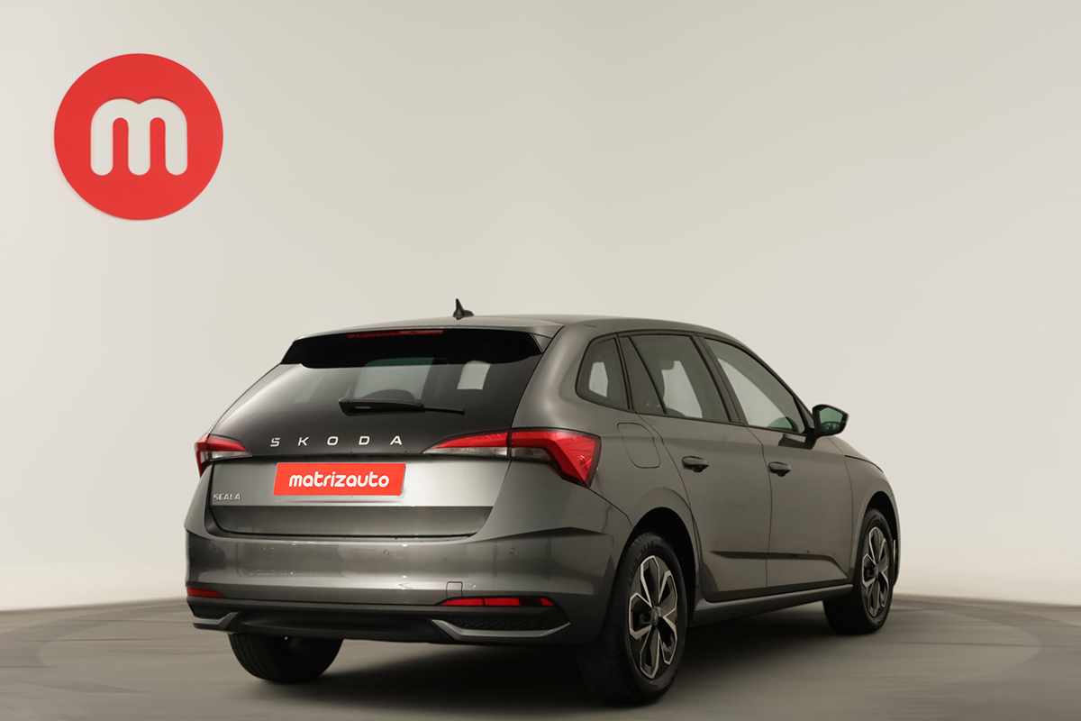 skoda-scala-2025-gasolina-999cc