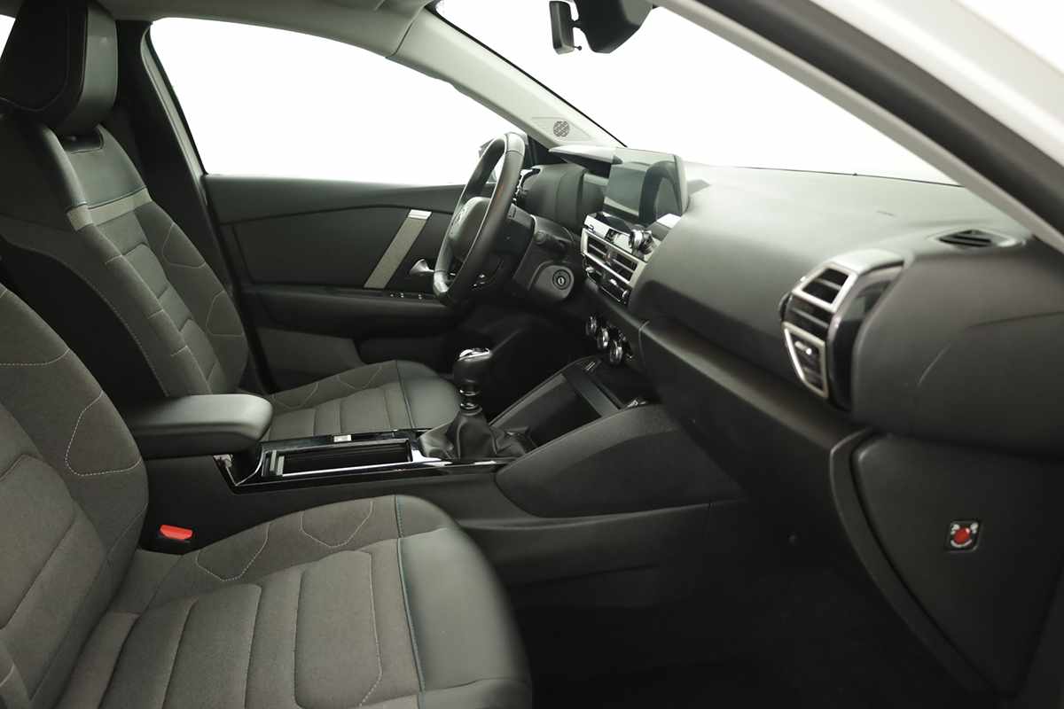 citroen-c4-2024-gasolina-1199cc