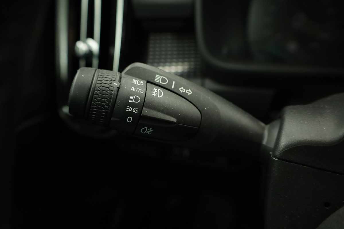 volvo-xc40-2024-gasolina-1477cc