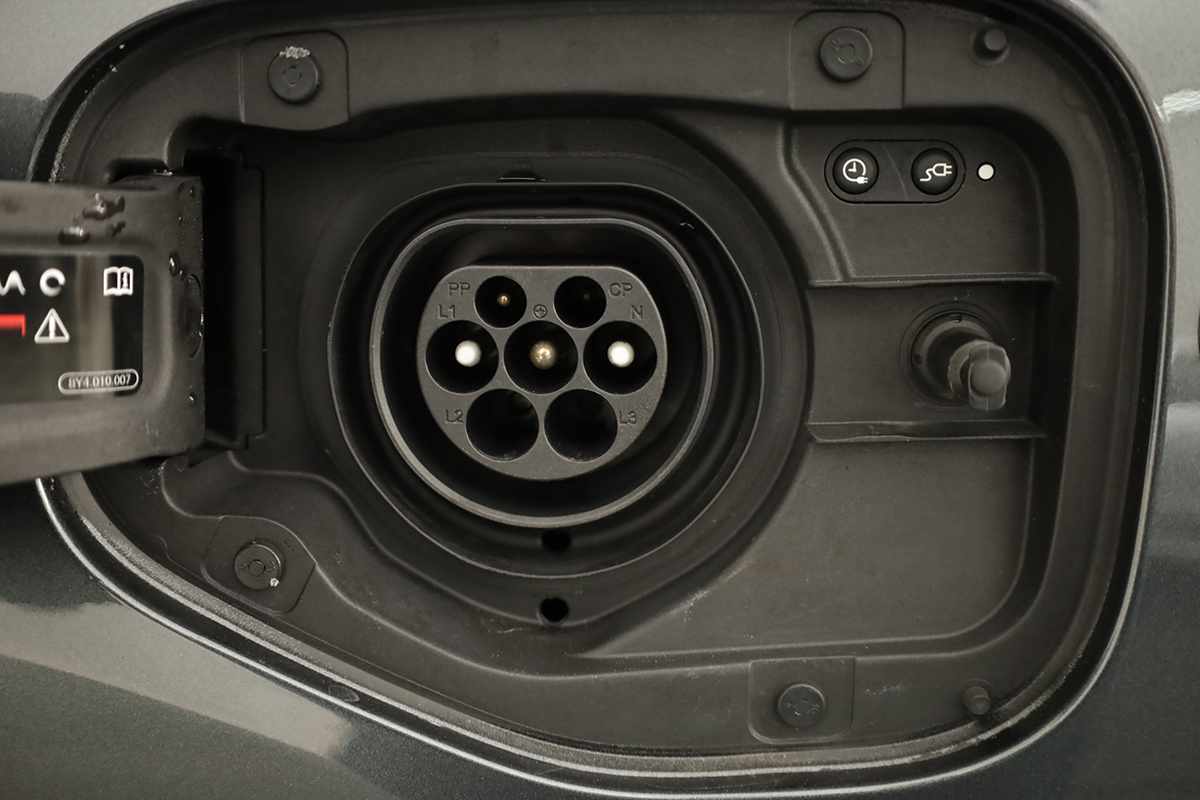 audi-q3-2024-hibrido-a-gasolina-1395cc