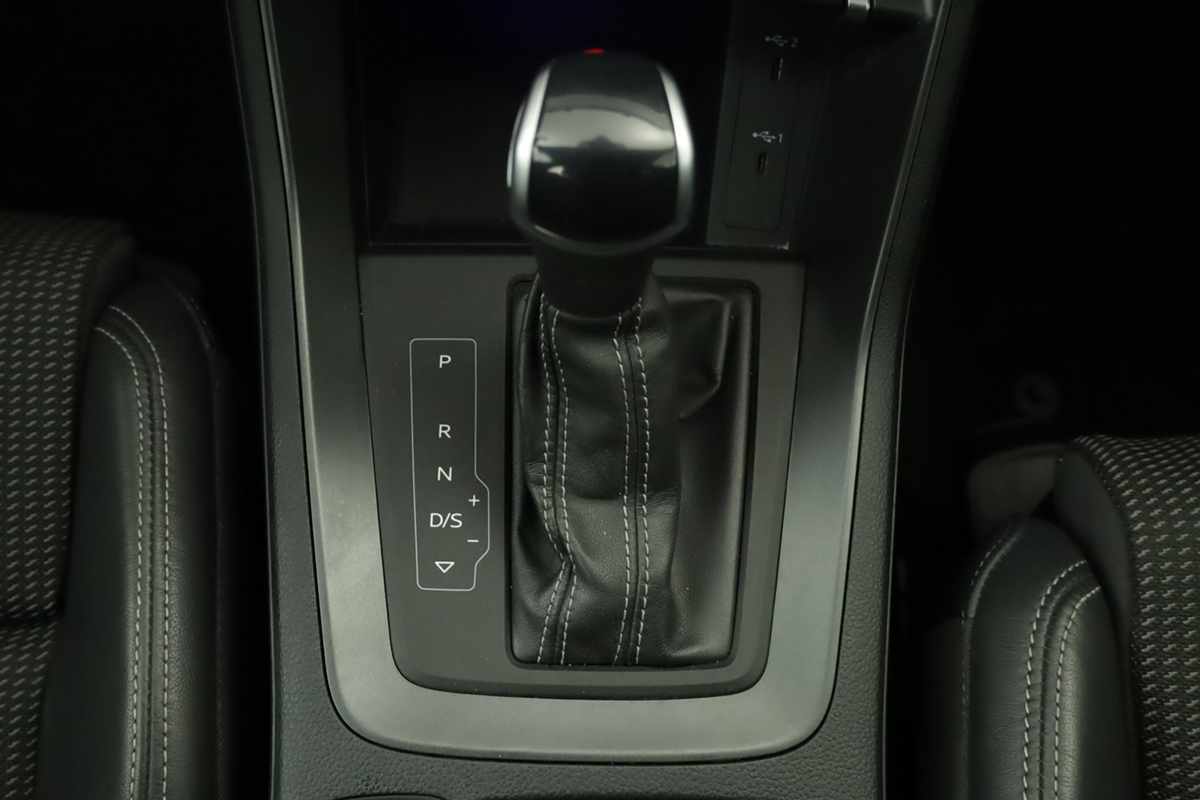 audi-q3-2024-hibrido-a-gasolina-1395cc