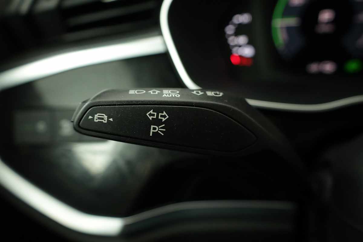 audi-q3-2024-hibrido-a-gasolina-1395cc