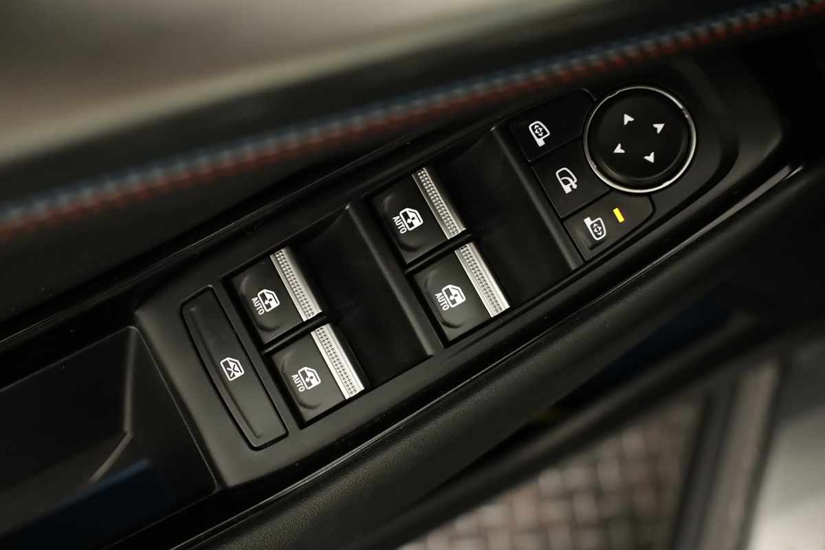 renault-rafale-2025-hibrido-a-gasolina-1199cc