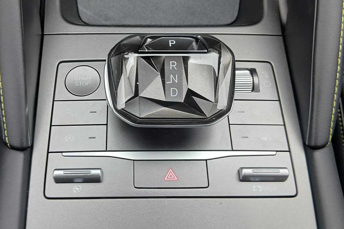 byd-atto-2-2025-eletrico-0cc