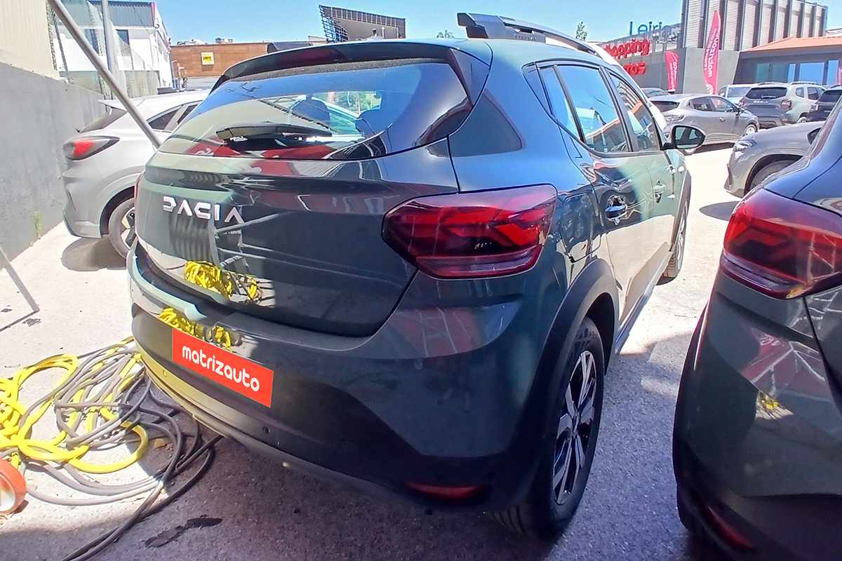 dacia-sandero-2024-gasolina-999cc