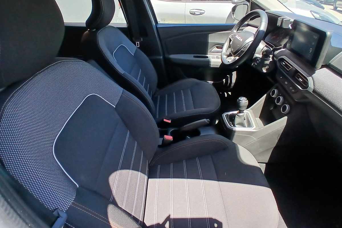dacia-sandero-2024-gasolina-999cc