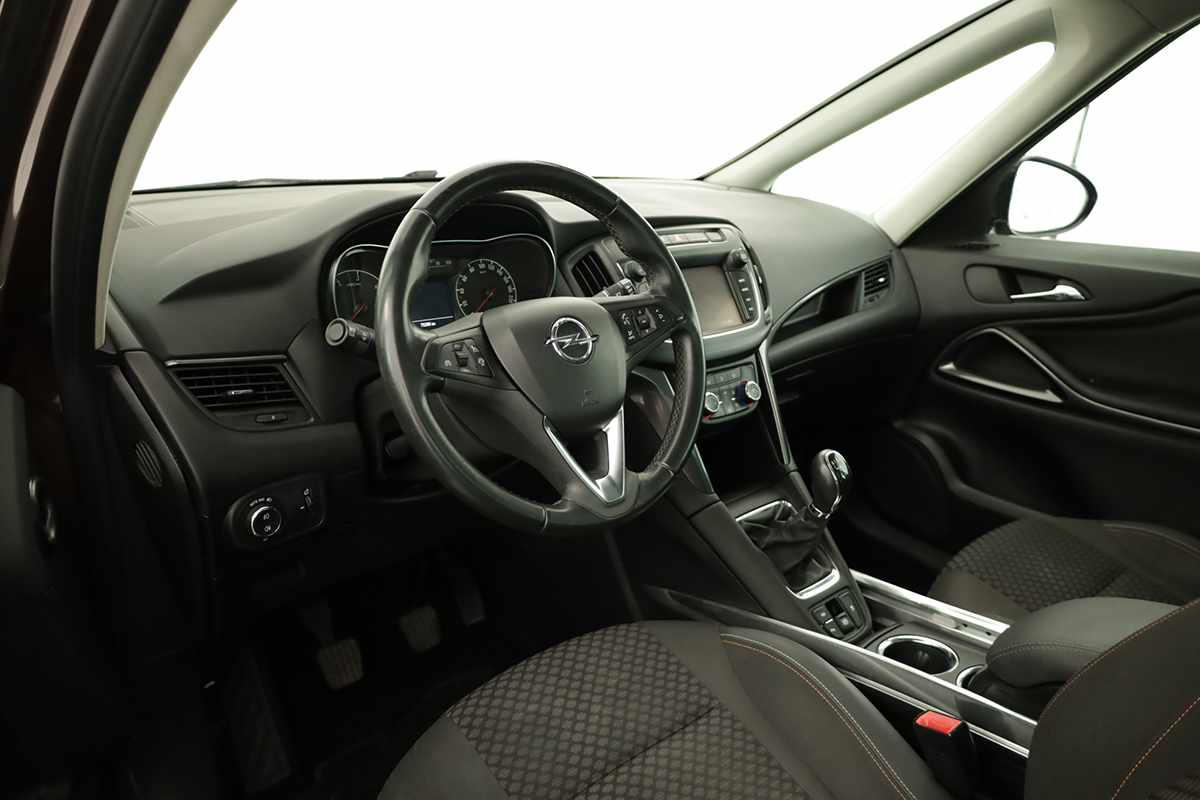 opel-zafira-2017-diesel-1598cc