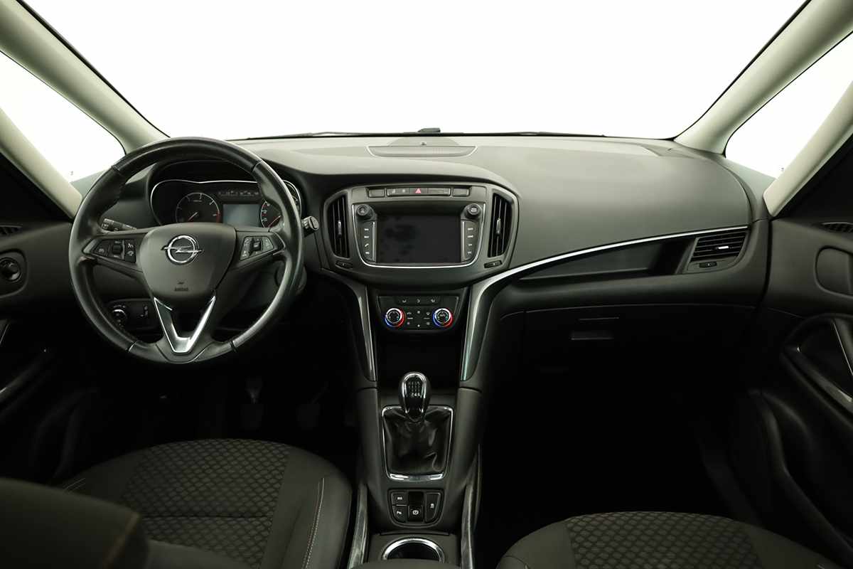opel-zafira-2017-diesel-1598cc