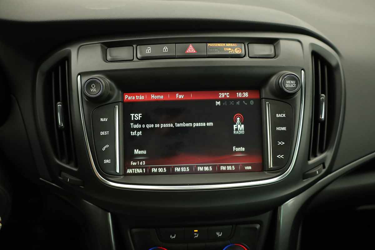 opel-zafira-2017-diesel-1598cc