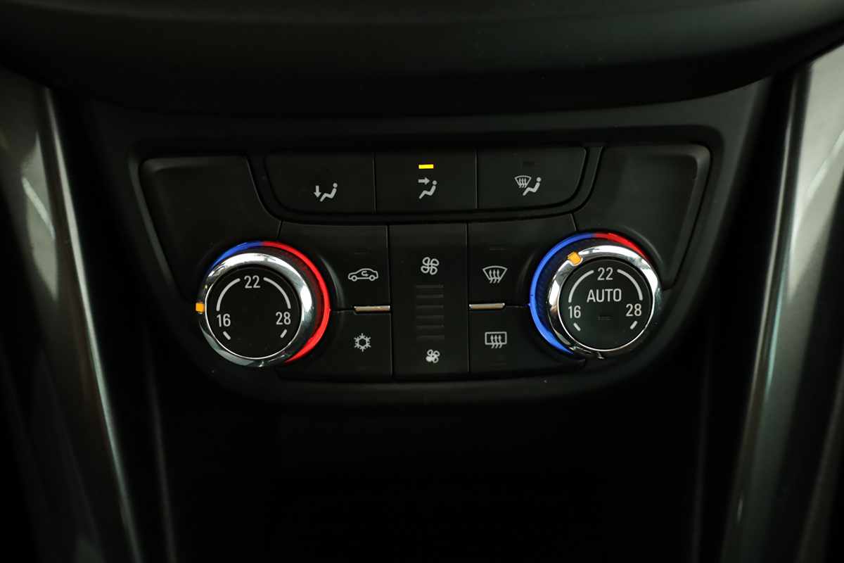 opel-zafira-2017-diesel-1598cc