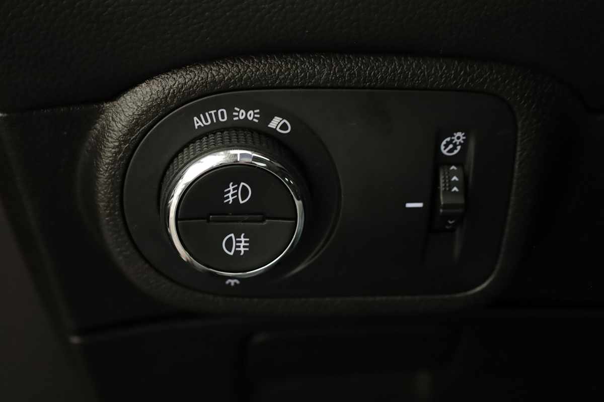 opel-zafira-2017-diesel-1598cc