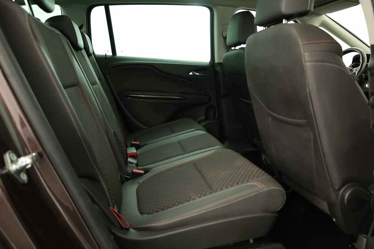 opel-zafira-2017-diesel-1598cc