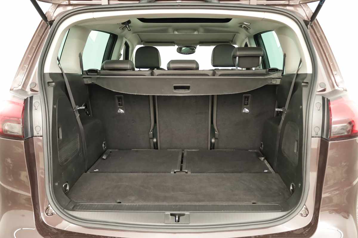 opel-zafira-2017-diesel-1598cc
