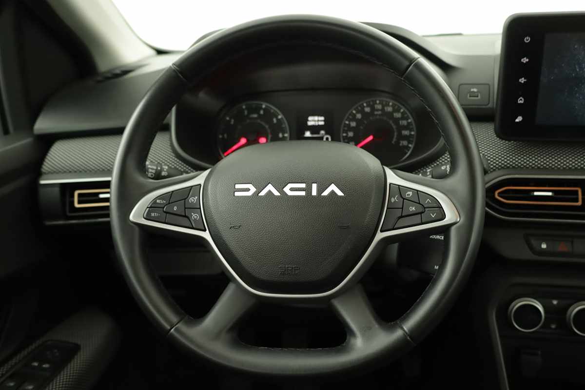 dacia-sandero-2024-gasolina-999cc