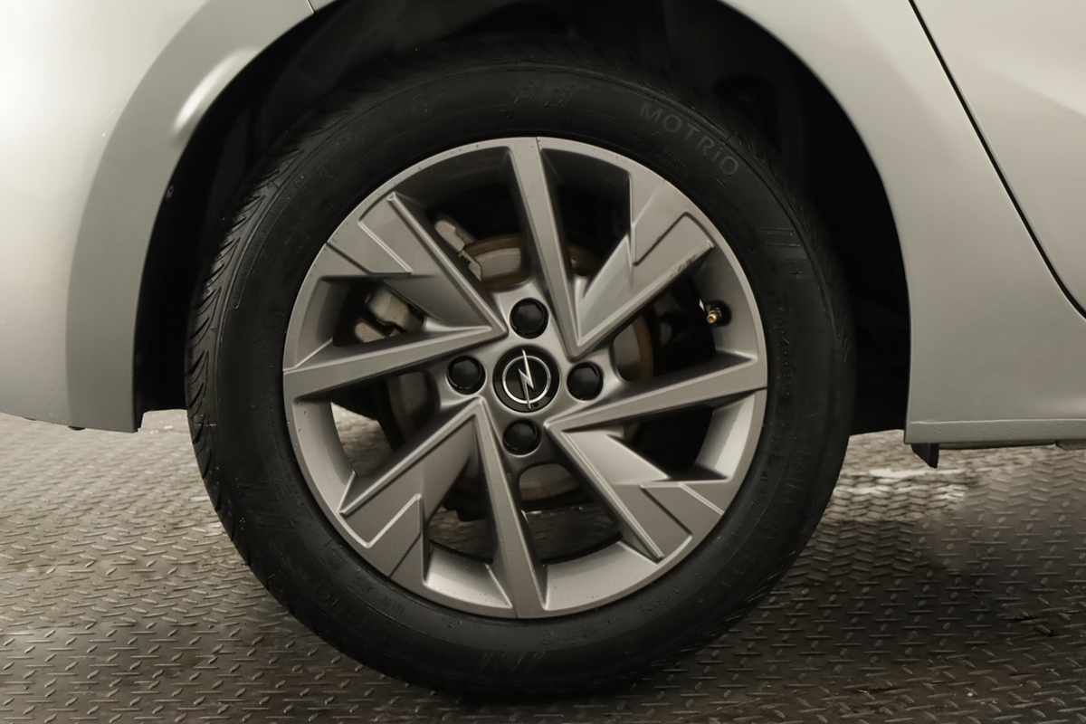 opel-corsa-2025-gasolina-1199cc