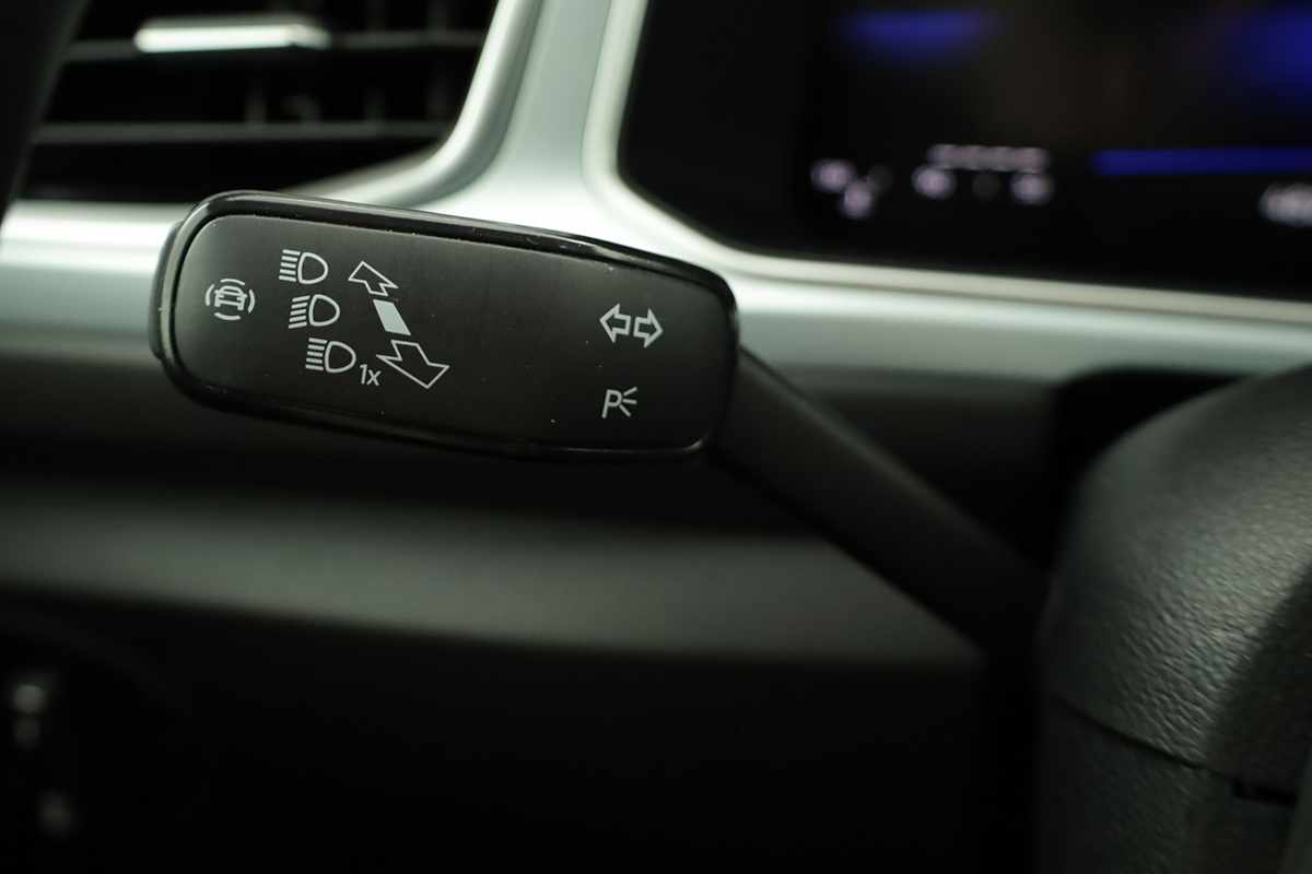 volkswagen-t-roc-2025-gasolina-999cc