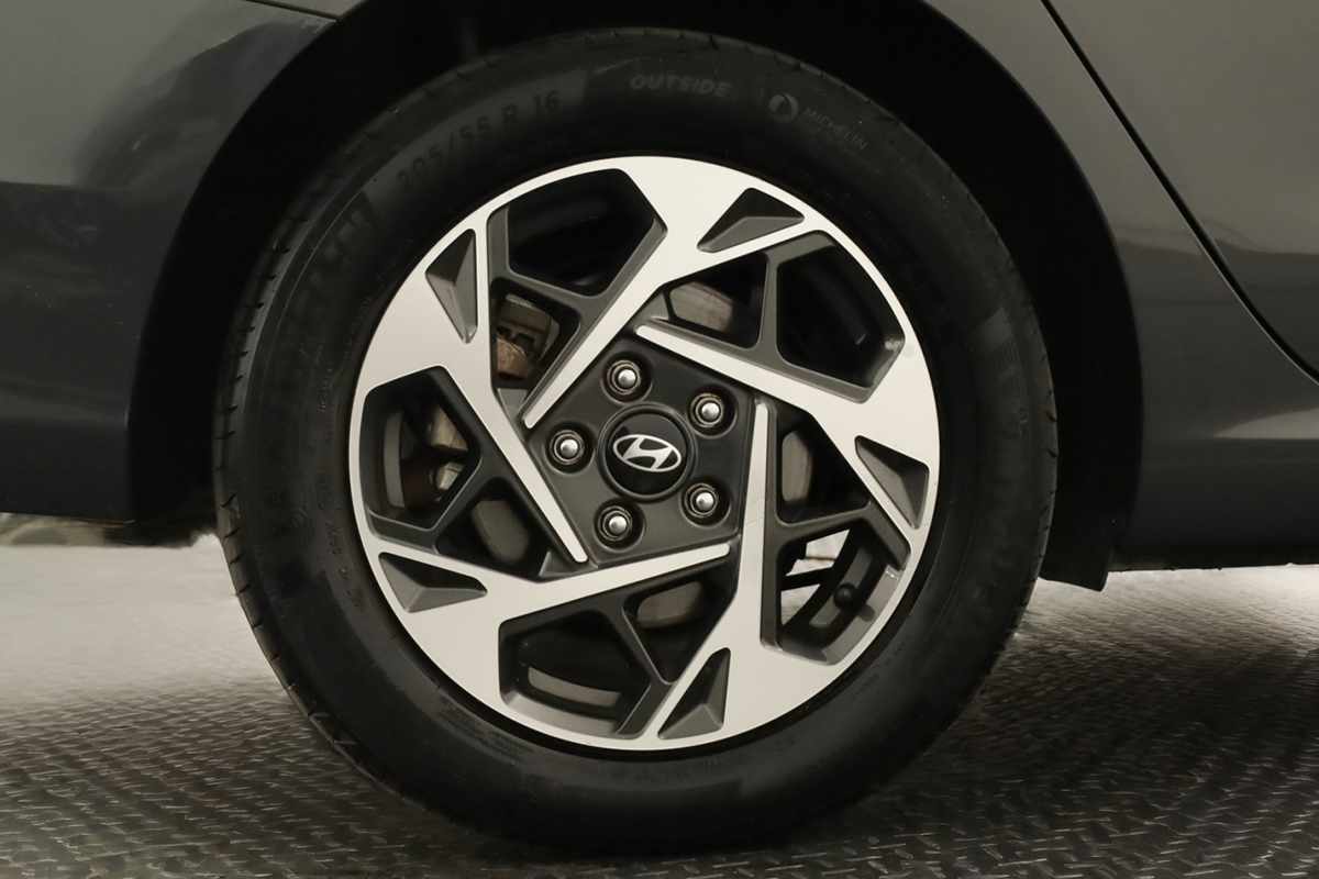hyundai-i30-sw-2025-gasolina-998cc