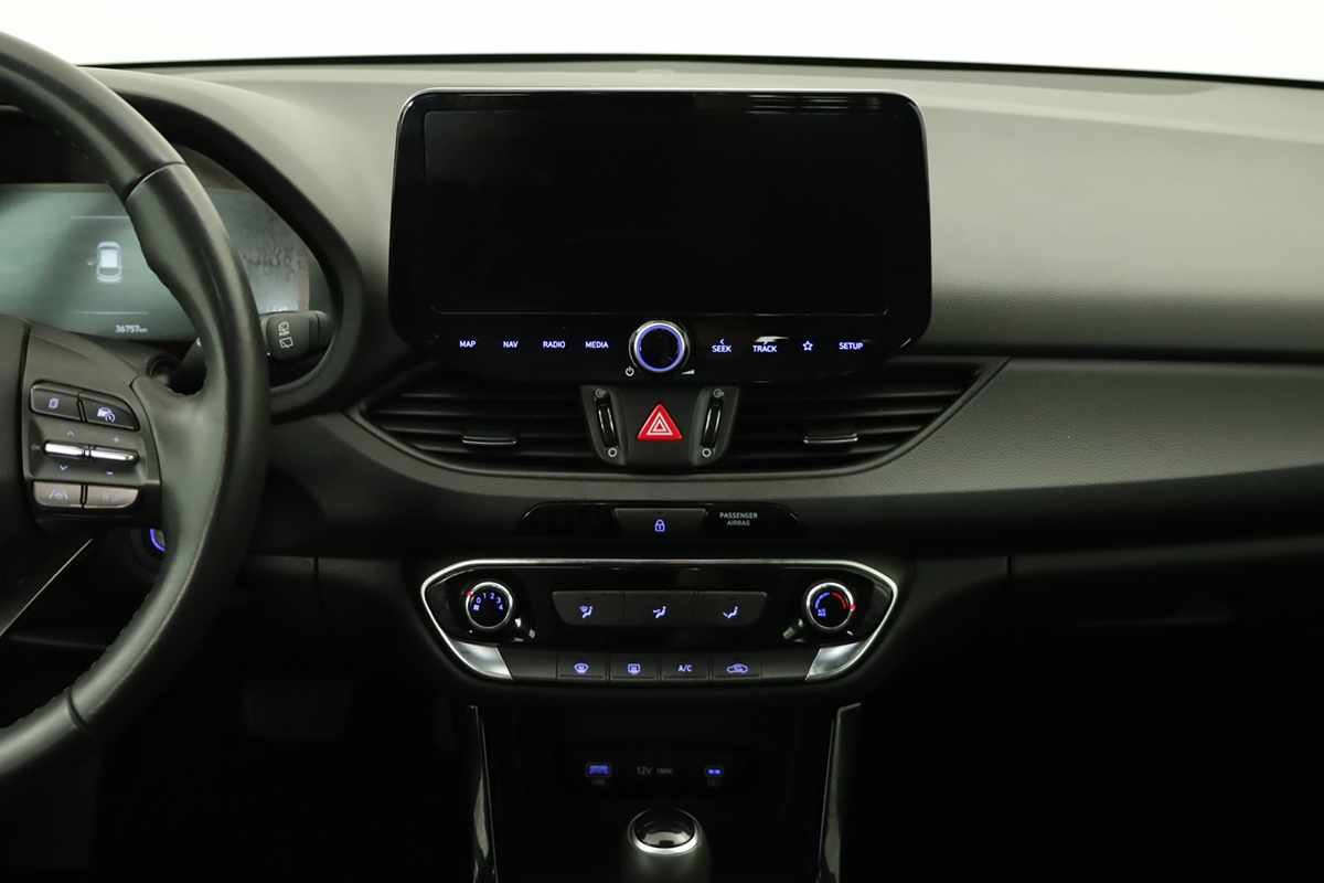 hyundai-i30-sw-2025-gasolina-998cc
