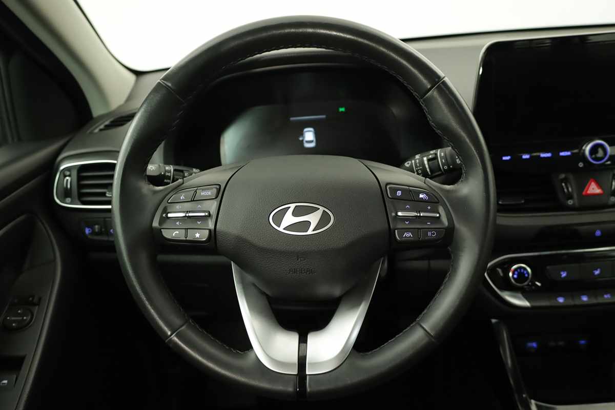 hyundai-i30-sw-2025-gasolina-998cc