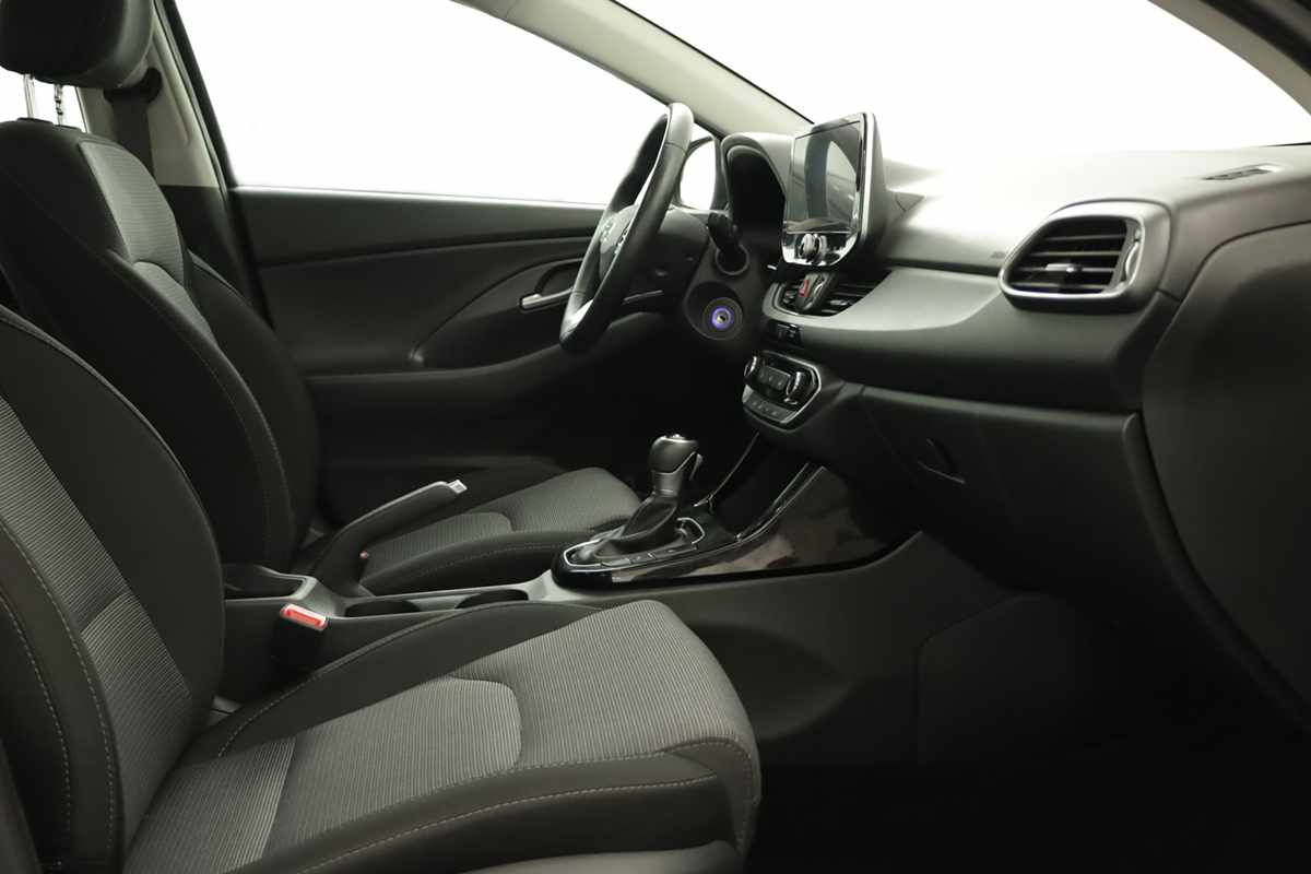 hyundai-i30-sw-2025-gasolina-998cc