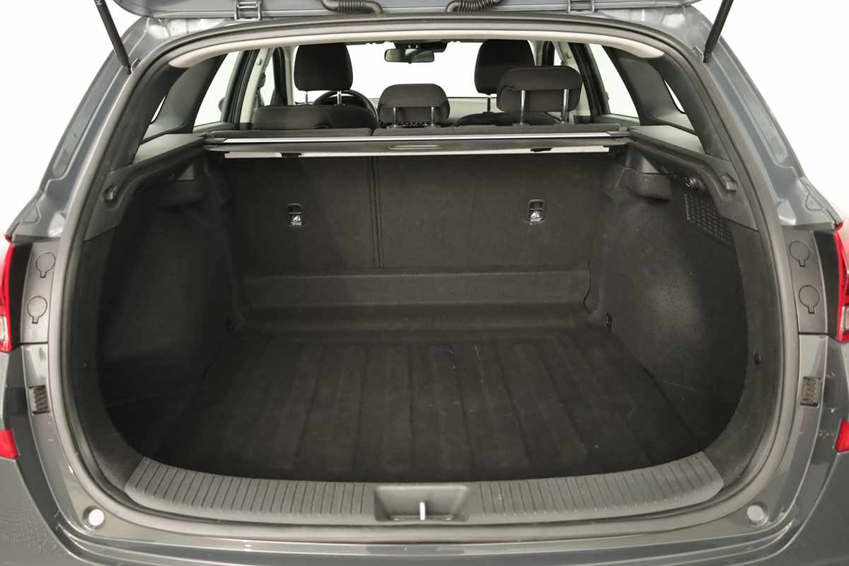 hyundai-i30-sw-2025-gasolina-998cc