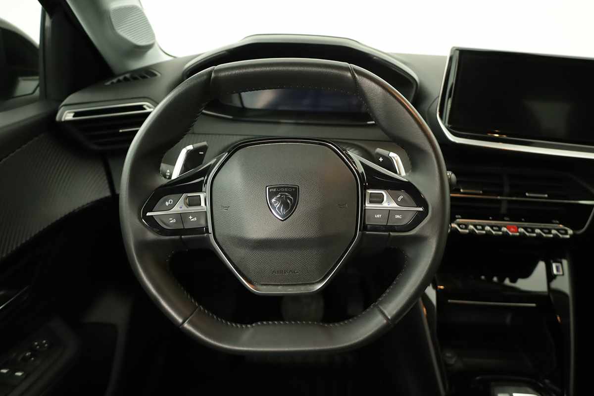 peugeot-208-2025-gasolina-1199cc