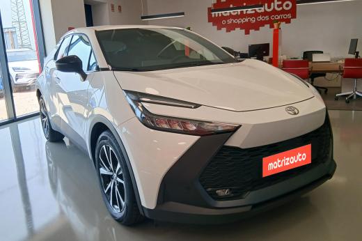 toyota-c-hr-2025-hibrido-a-gasolina-1998cc