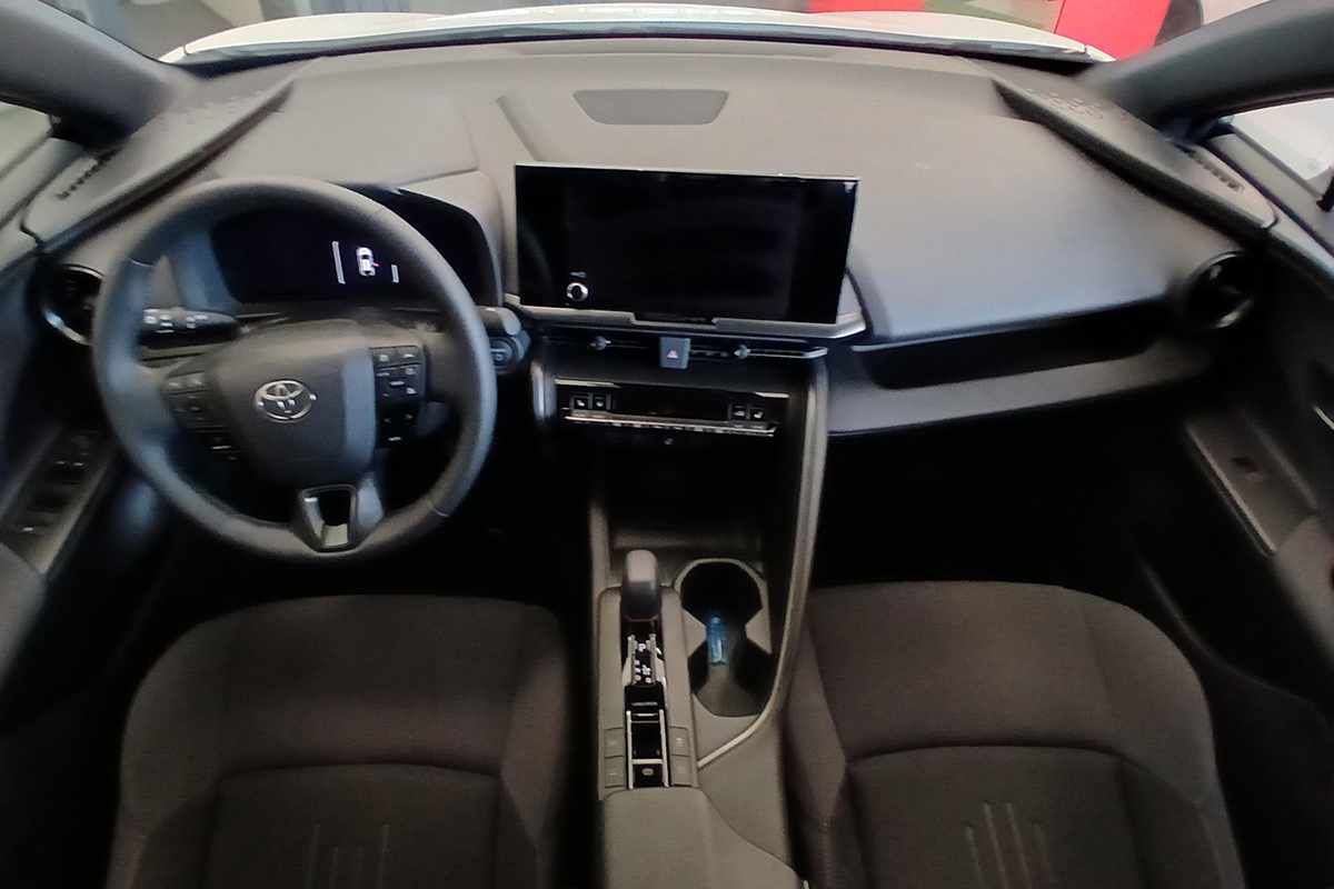 toyota-c-hr-2025-hibrido-a-gasolina-1998cc