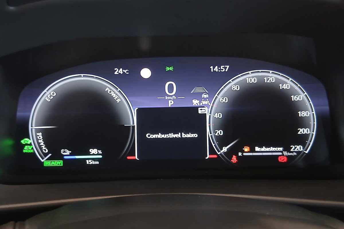 toyota-c-hr-2025-hibrido-a-gasolina-1998cc