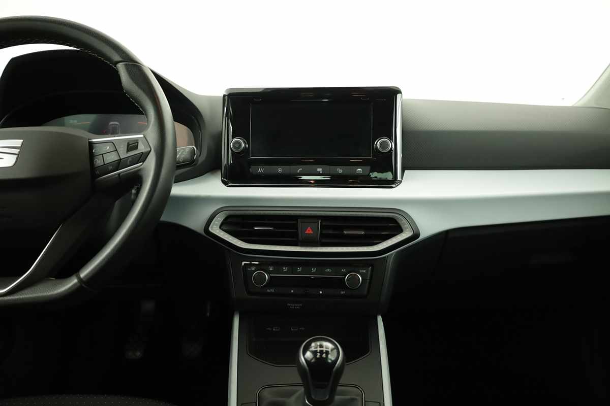 seat-arona-2023-gasolina-999cc
