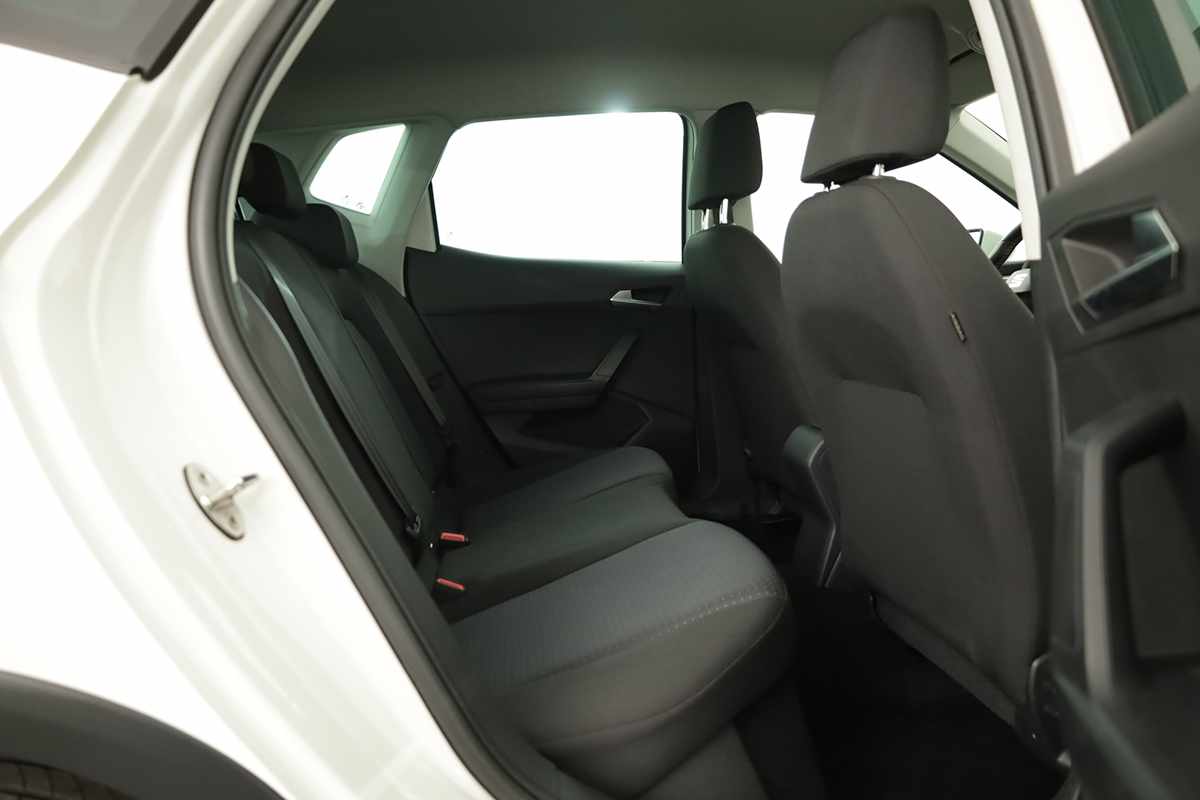 seat-arona-2023-gasolina-999cc