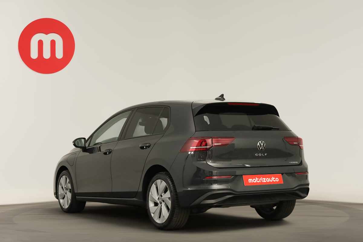 volkswagen-golf-2025-hibrido-a-gasolina-1498cc