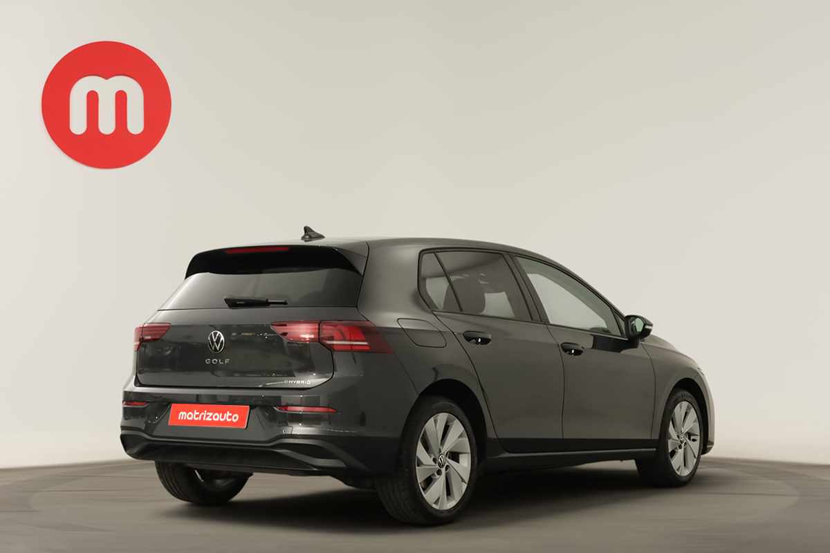 volkswagen-golf-2025-hibrido-a-gasolina-1498cc