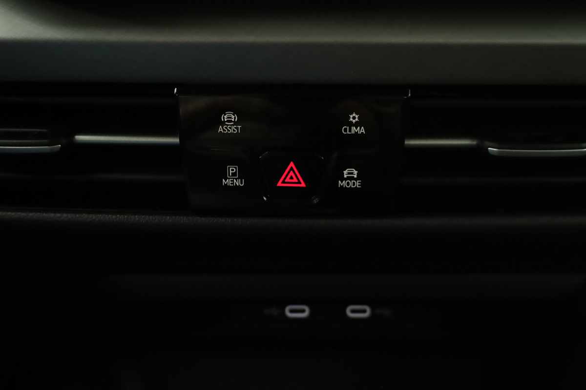 volkswagen-golf-2025-hibrido-a-gasolina-1498cc