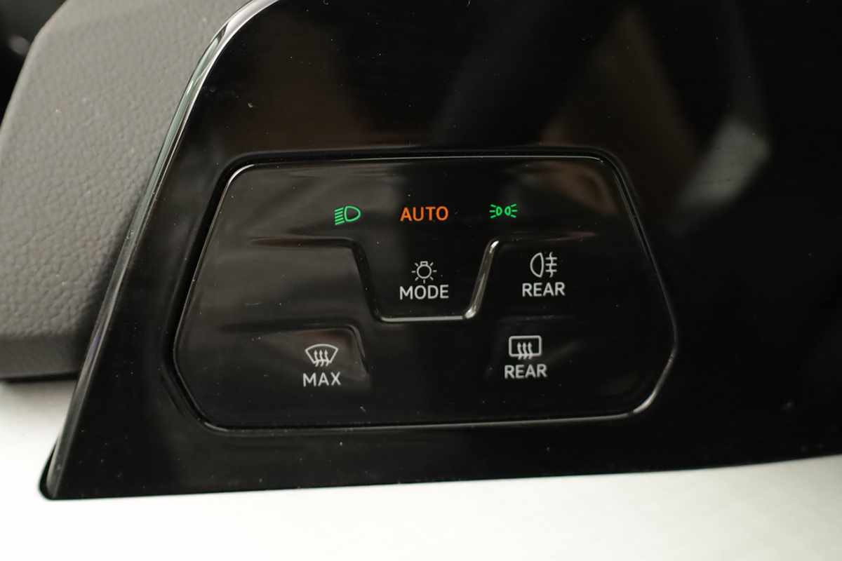 volkswagen-golf-2025-hibrido-a-gasolina-1498cc