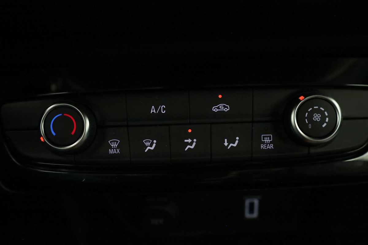 opel-corsa-2025-gasolina-1199cc