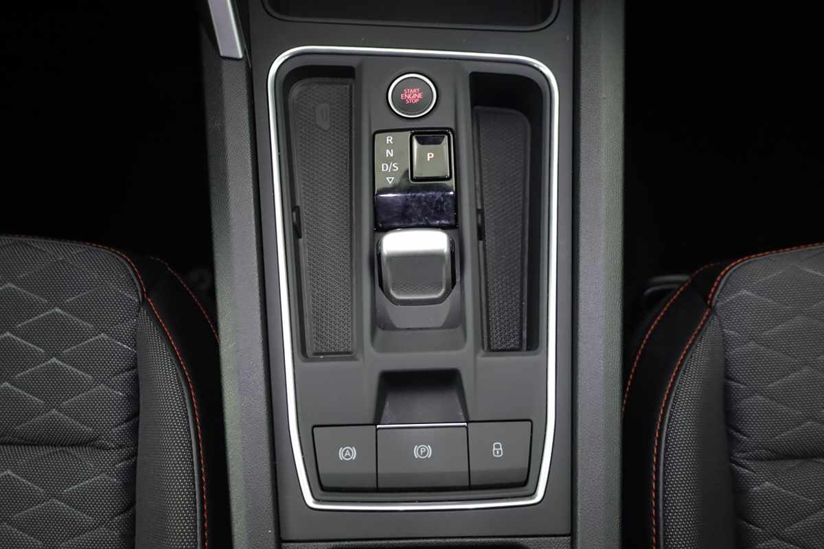 seat-leon-st-2025-hibrido-a-gasolina-1498cc