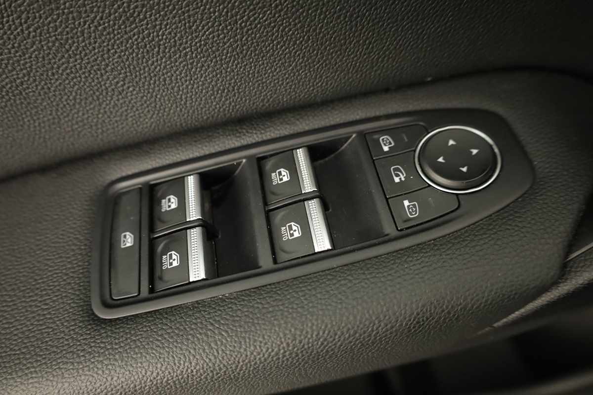renault-captur-2023-gpl-999cc