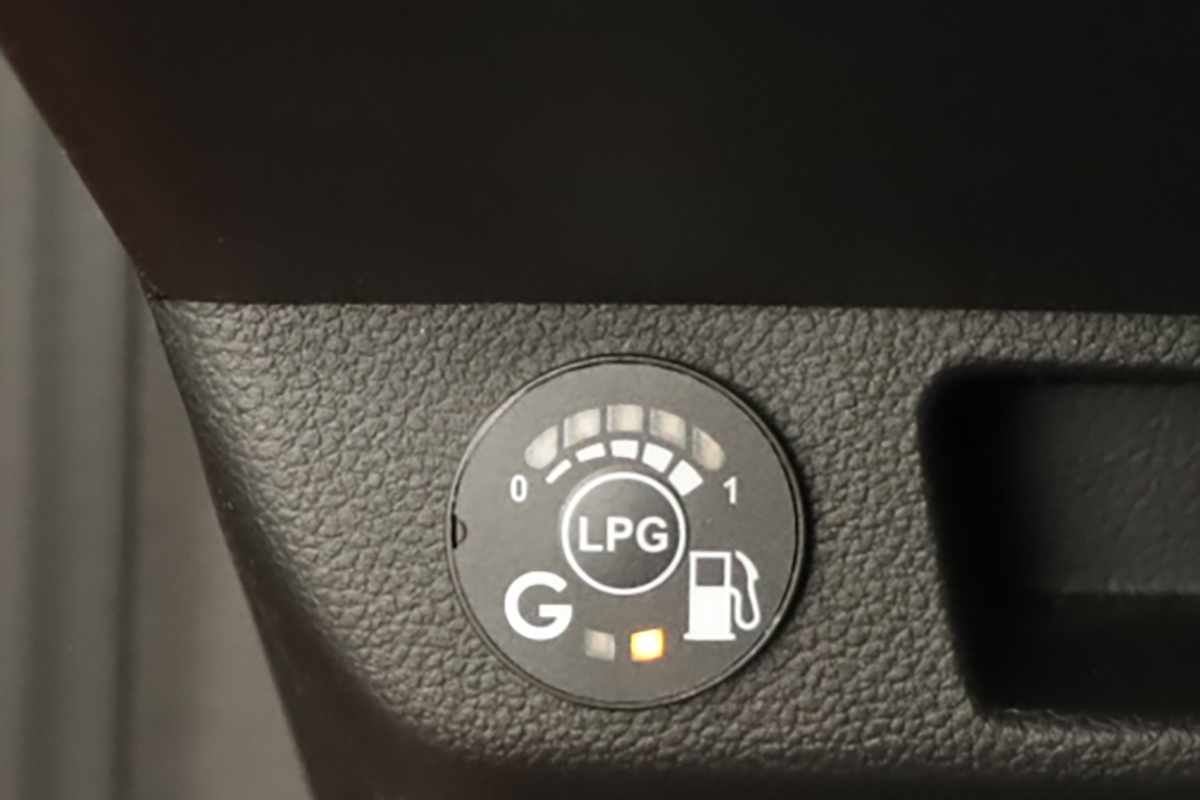 renault-clio-2024-gpl-999cc