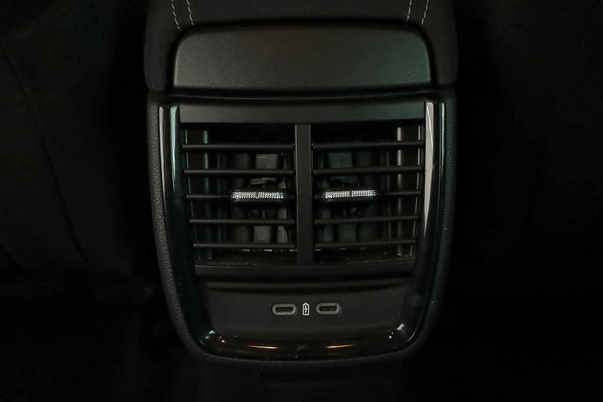 skoda-kamiq-2025-gasolina-999cc