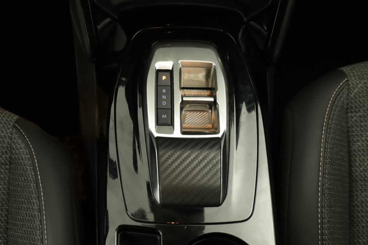 peugeot-208-2025-gasolina-1199cc