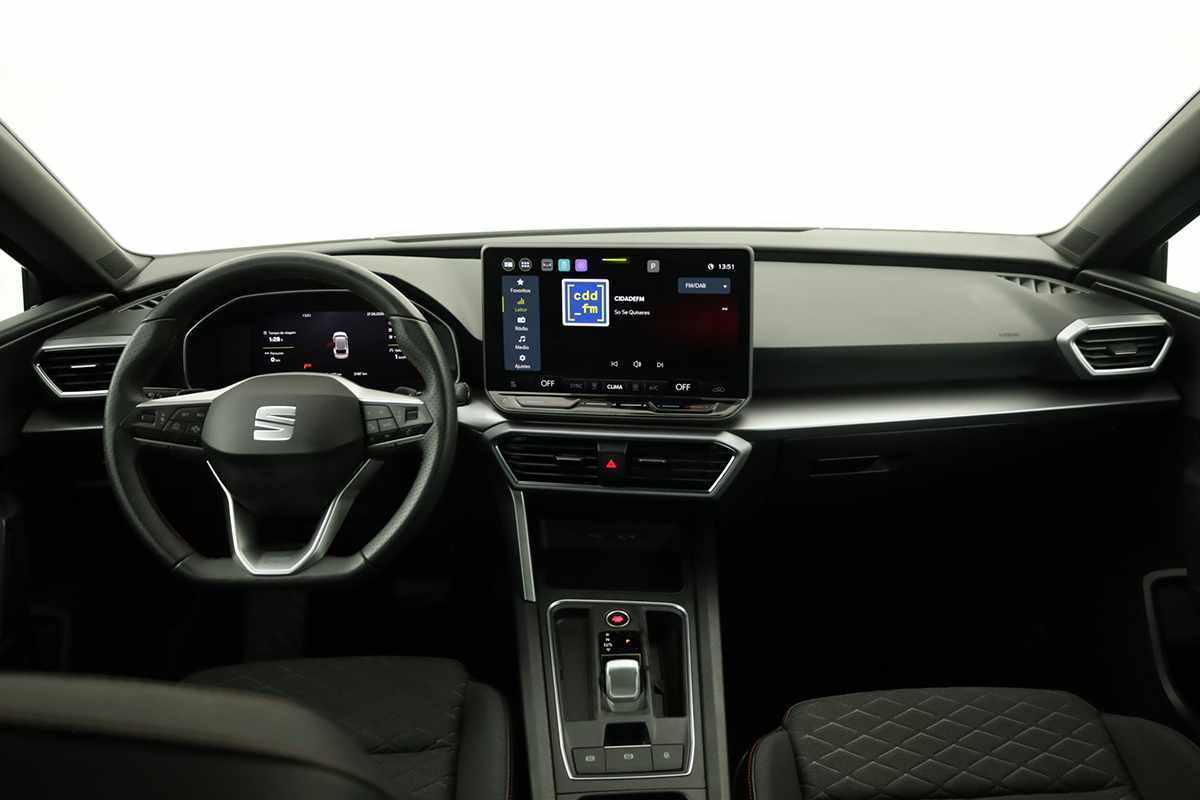 seat-leon-st-2025-hibrido-a-gasolina-1498cc
