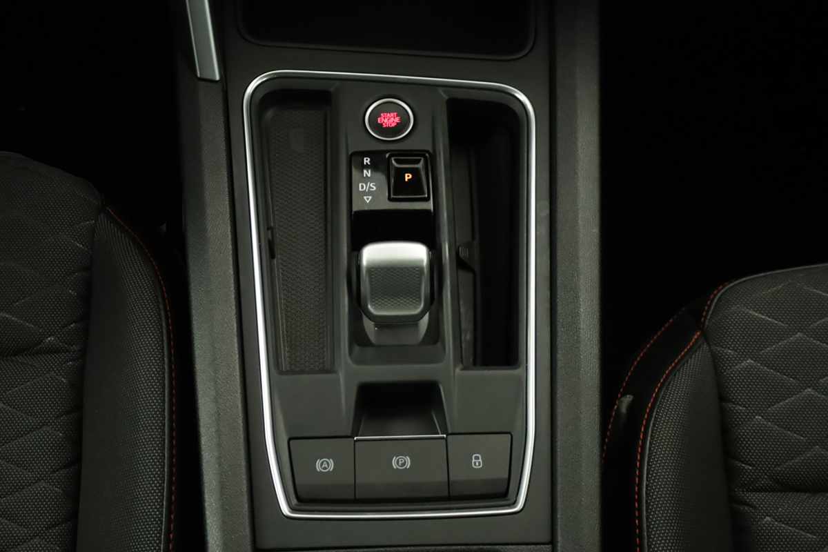 seat-leon-st-2025-hibrido-a-gasolina-1498cc