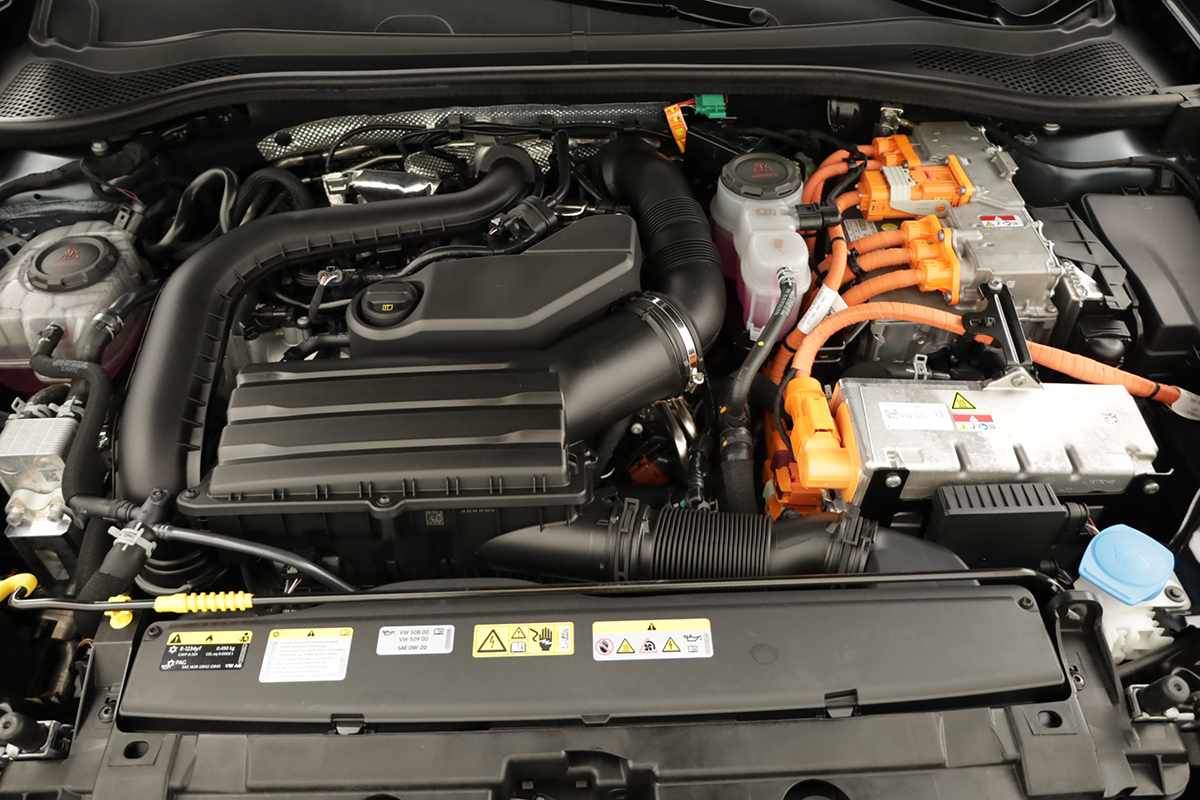 seat-leon-st-2025-hibrido-a-gasolina-1498cc