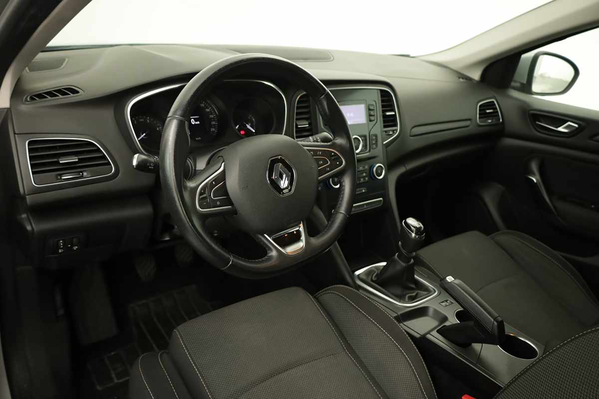 renault-megane-sport-tourer-2020-diesel-1461cc