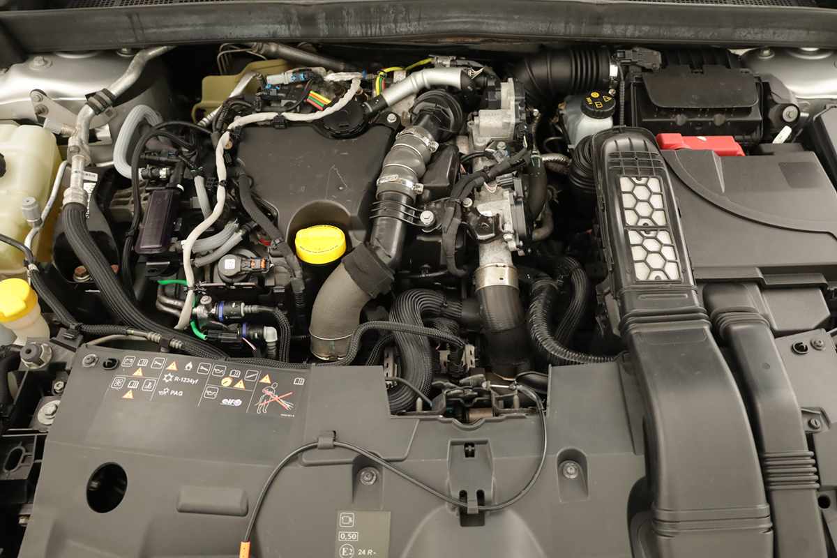 renault-megane-sport-tourer-2020-diesel-1461cc