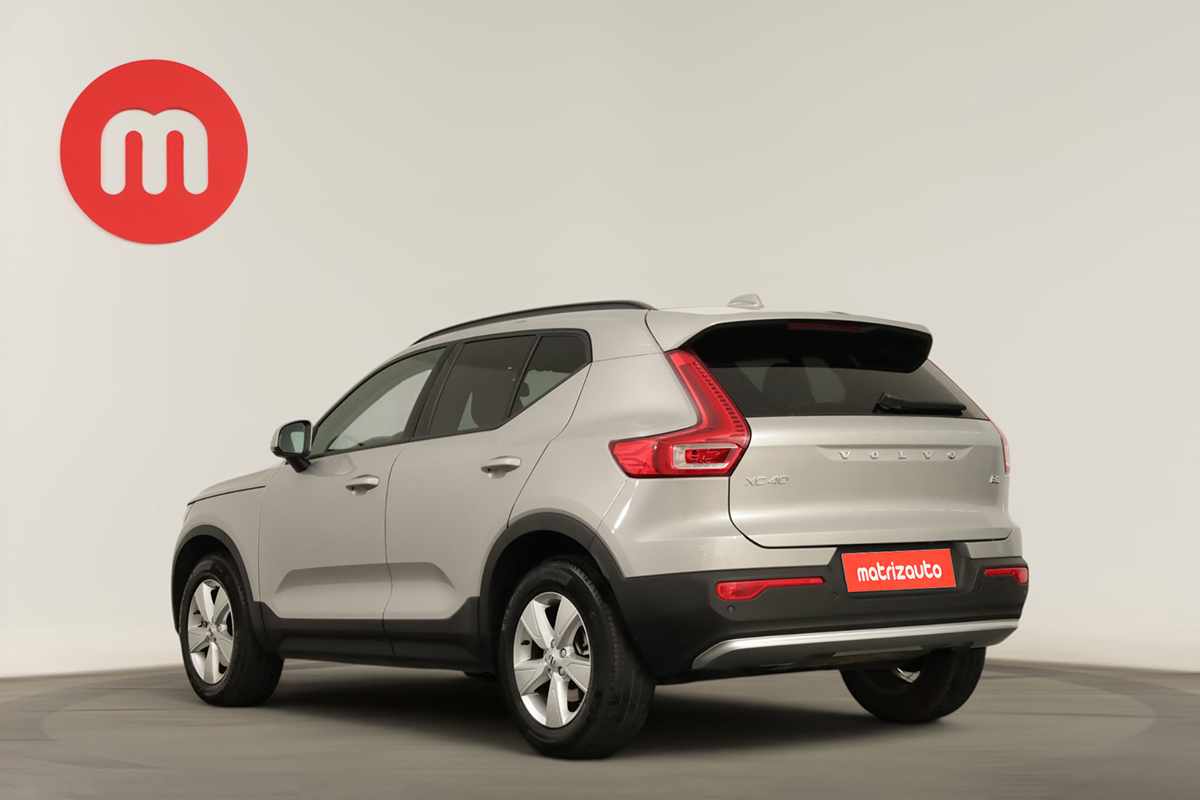 volvo-xc40-2025-gasolina-1969cc