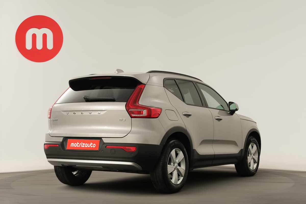 volvo-xc40-2025-gasolina-1969cc
