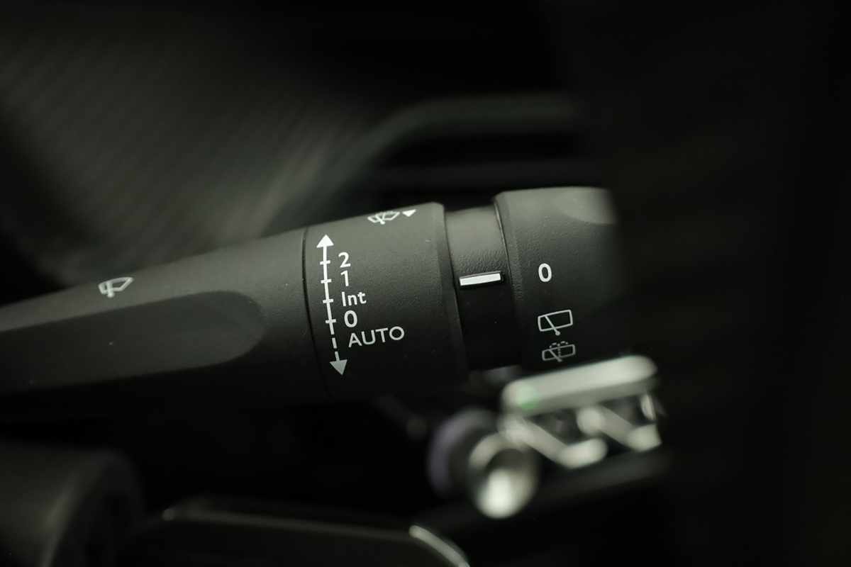 peugeot-e-208-2025-eletrico-0cc